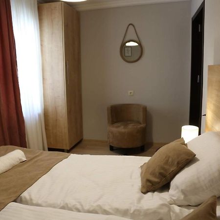 Griboedov Apartment Tbilisi Zewnętrze zdjęcie